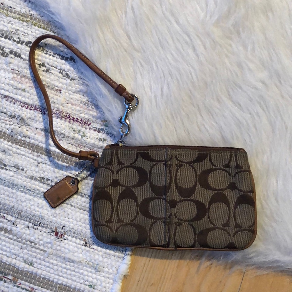 Classic Coach wristlet