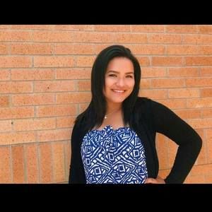 Meet your Posher, Claudia