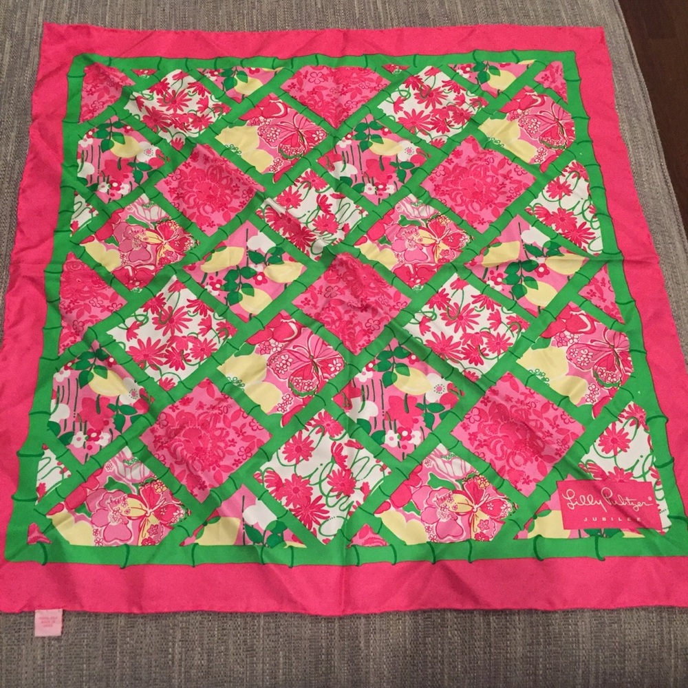 Lilly Pulitzer silk scarf never worn