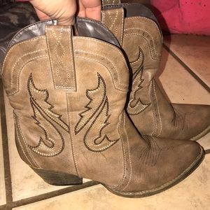 Tan Cowboy Boots