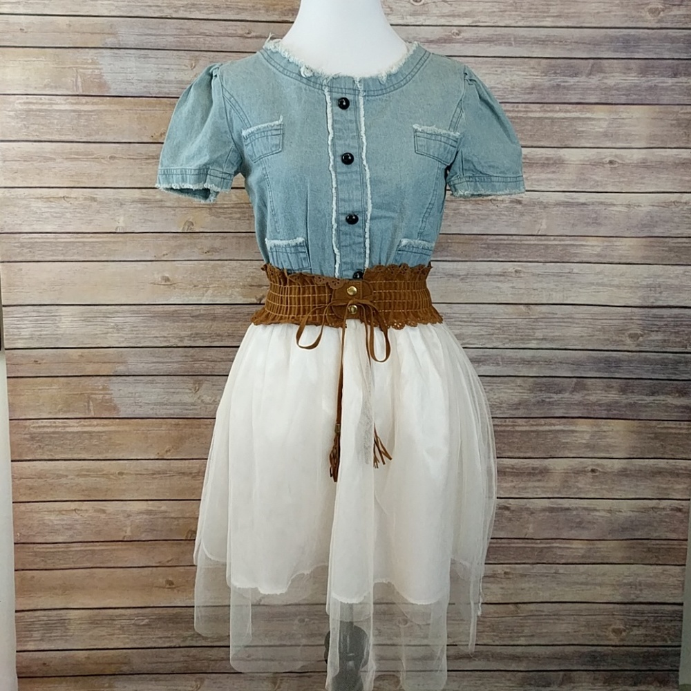 *Donating Soon!* Cute denim dress