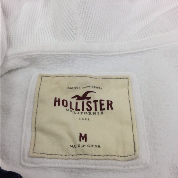 ⛔️REDUCED ⛔️ Hollister Hoodie Jacket - Picture 8 of 8