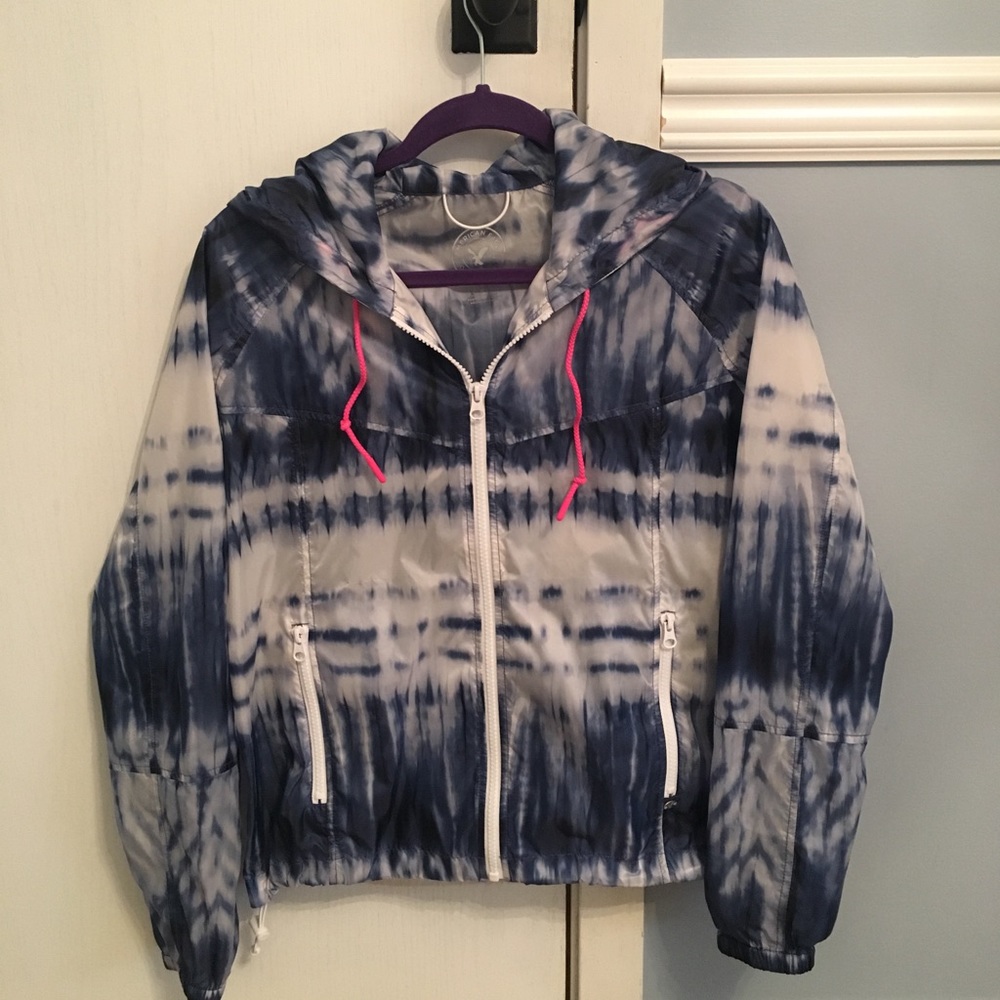 AMERICAN EAGLE WIND BREAKER