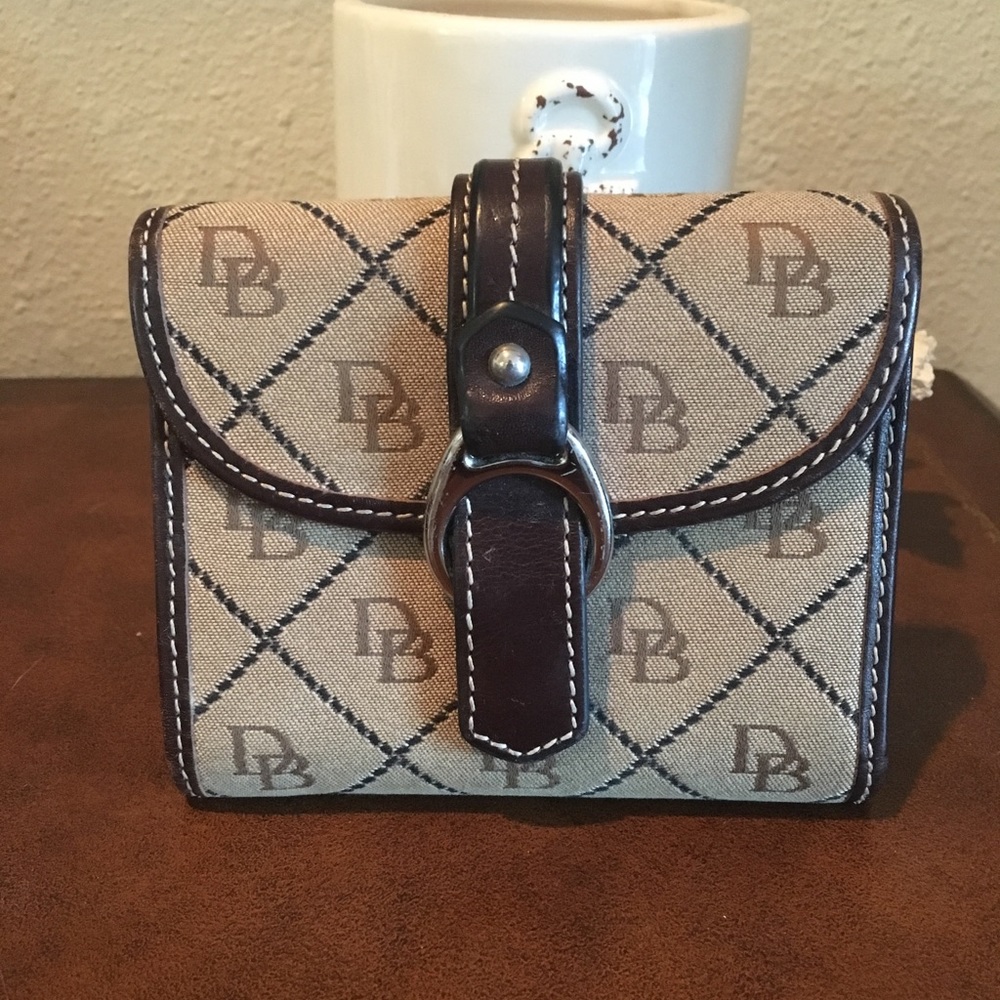 Dooney and Bourke leather and cloth snap wallet