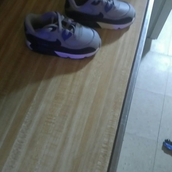 Sneakers - Picture 1 of 1