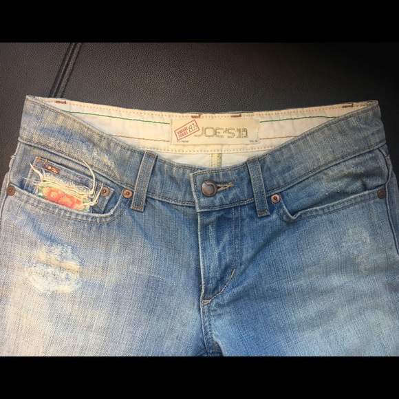 Joe’s Jeans - size 26 - Picture 2 of 5