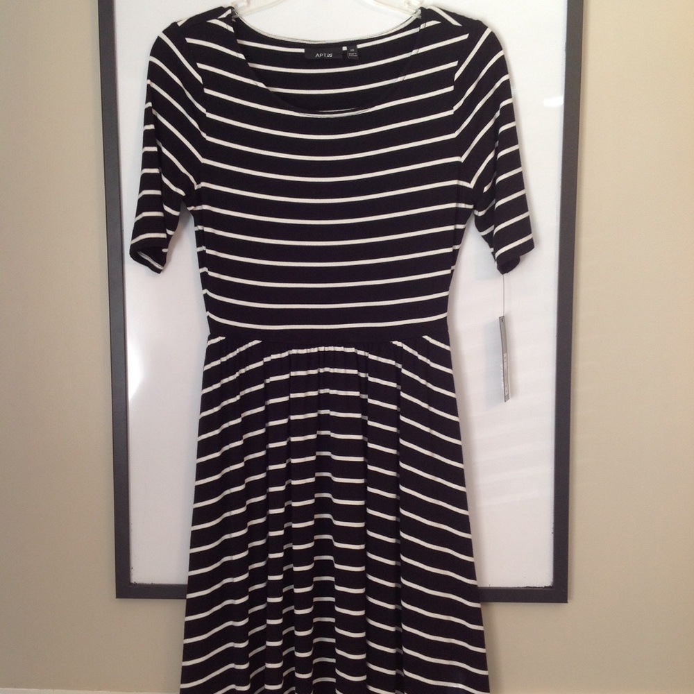 Black & White Striped 3/4 Sleeve Dress