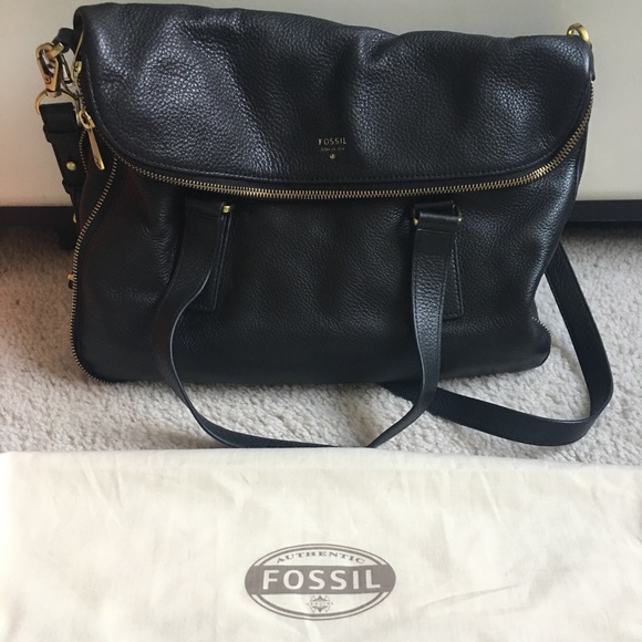 Fossil Handbags - SALE LIKE BRAND NEW AUTHENTIC Fossil Messenger Bag
