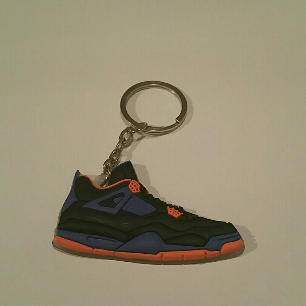 JORDAN SNEAKER KEYCHAIN!!