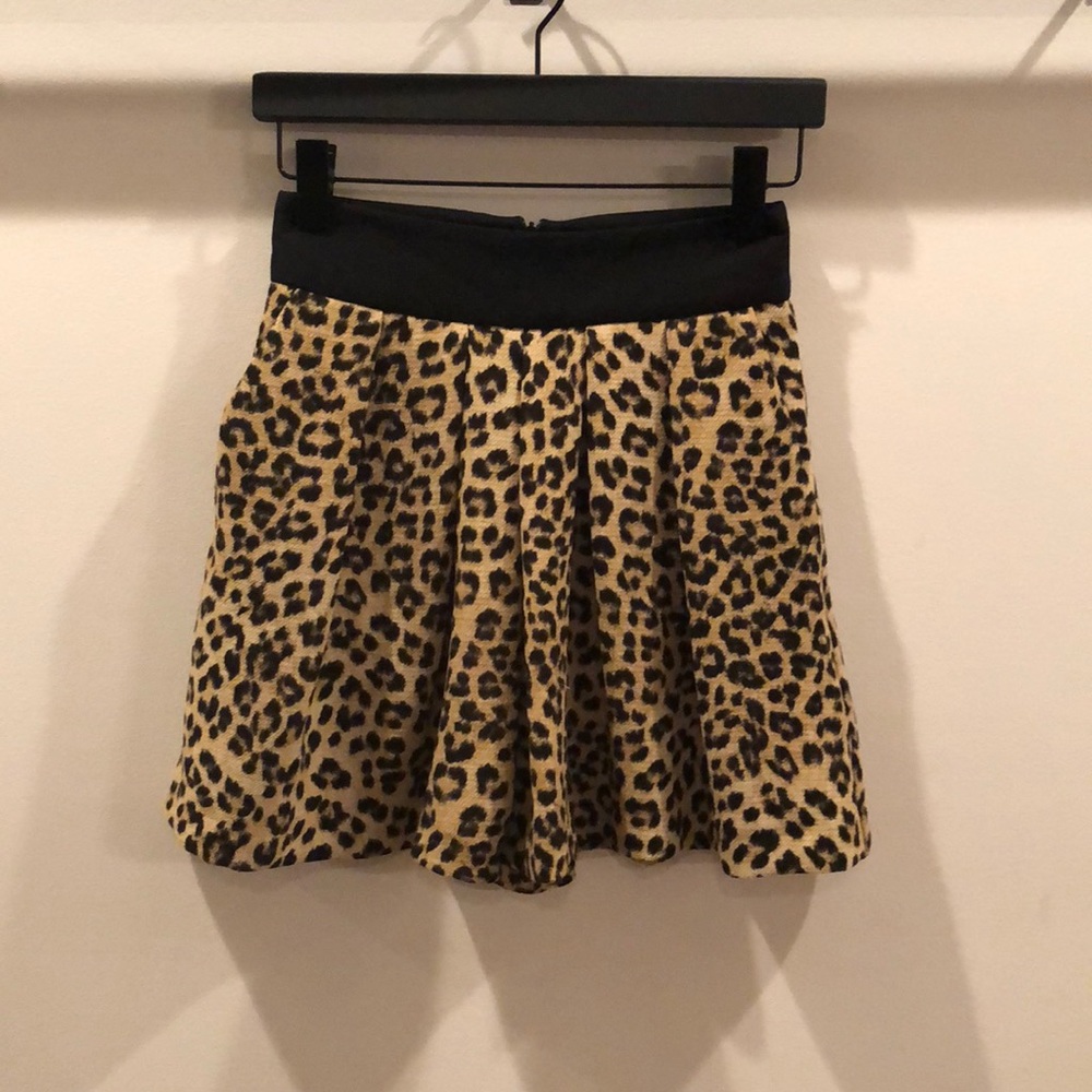 Zara leopard shorts