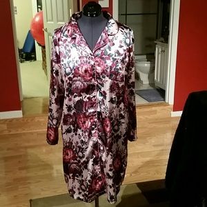 Jacclyn Smith XL 1 piece nightgown