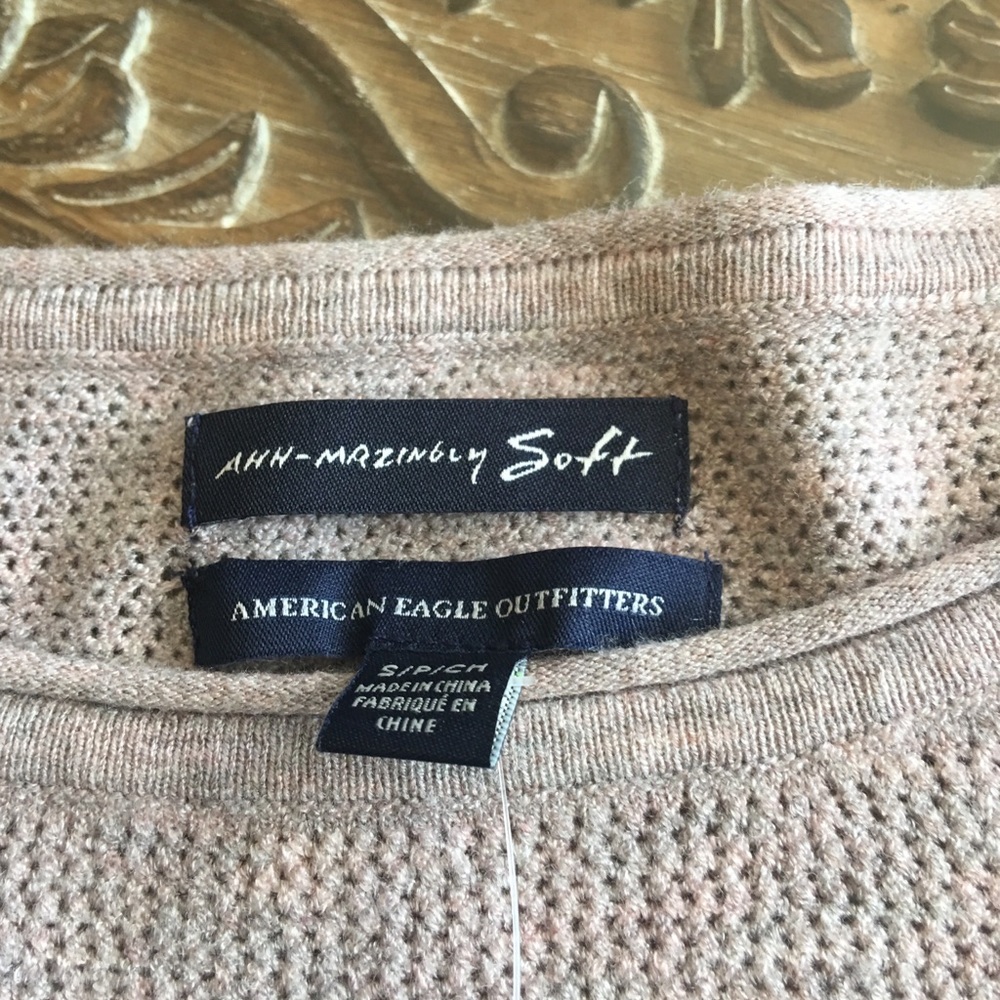 American Eagle Aah Amazingly Soft sweater Sz S NWT