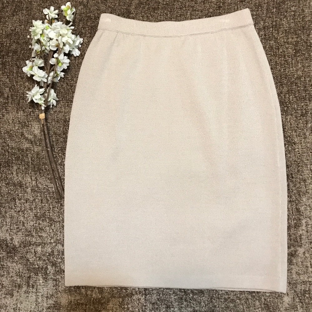 St. John knit skirt