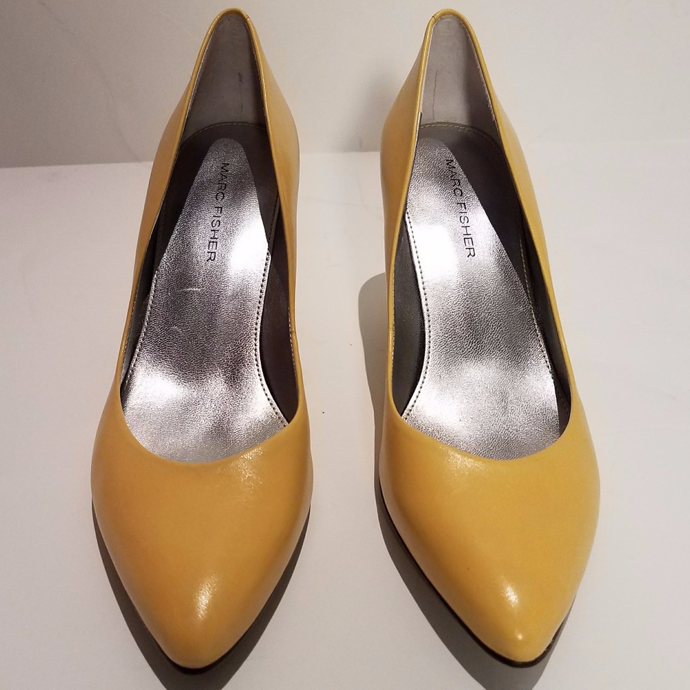 Marc Fisher Pumps