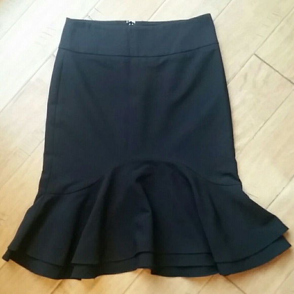 RW&CO Dresses & Skirts - Black Tulip Hem Skirt