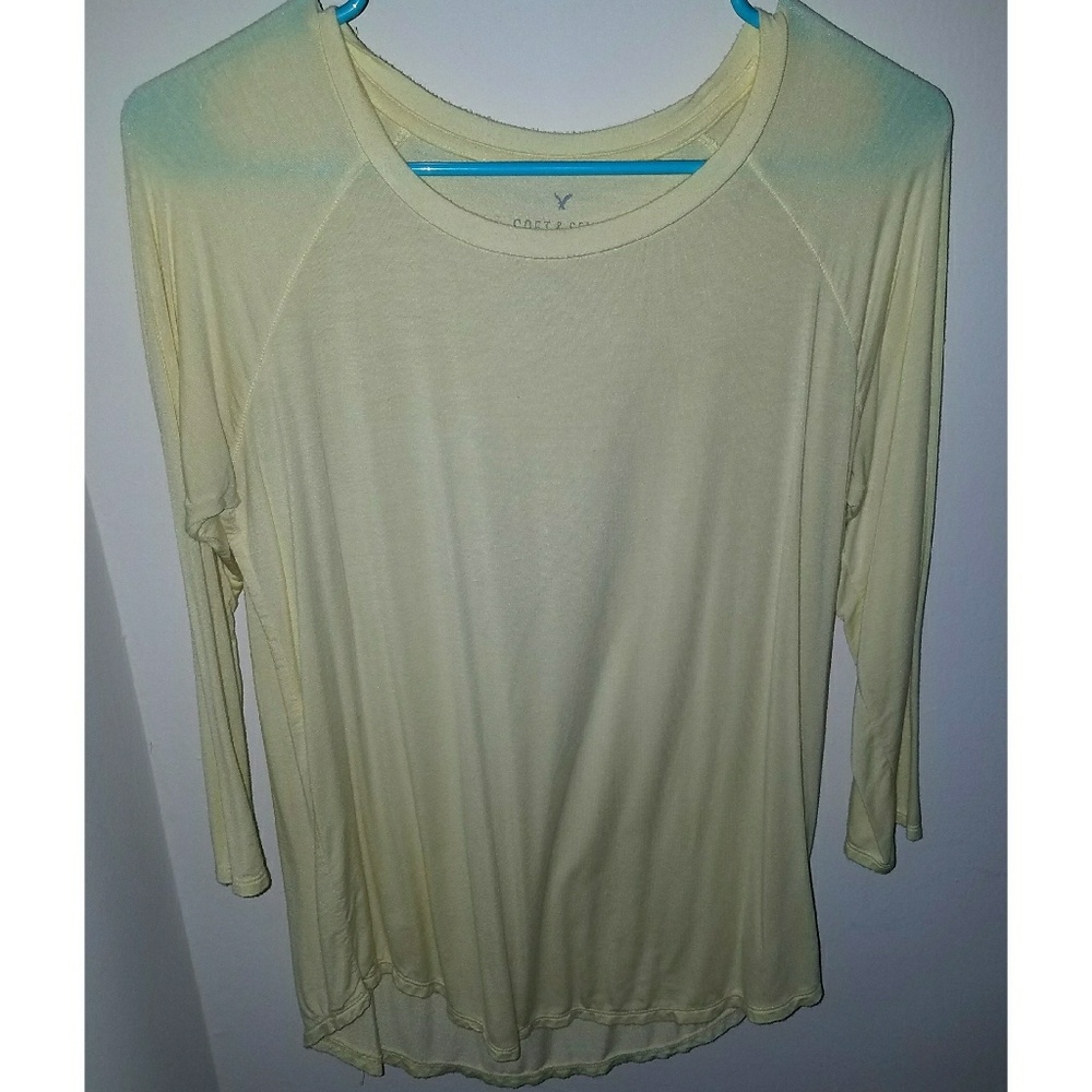 American Eagle pale yellow top