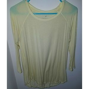 American Eagle pale yellow top