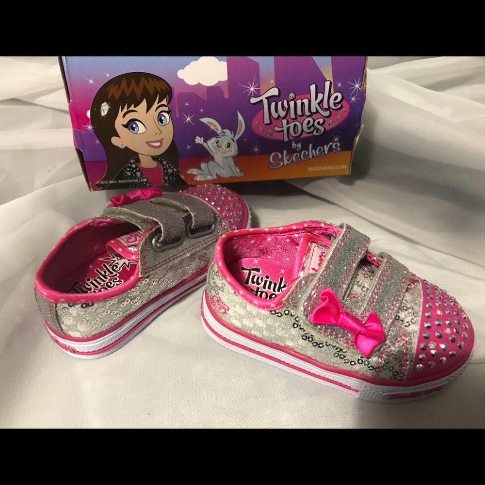 *On hold*Sketchers Twinkle Toes ✨ light up shoes