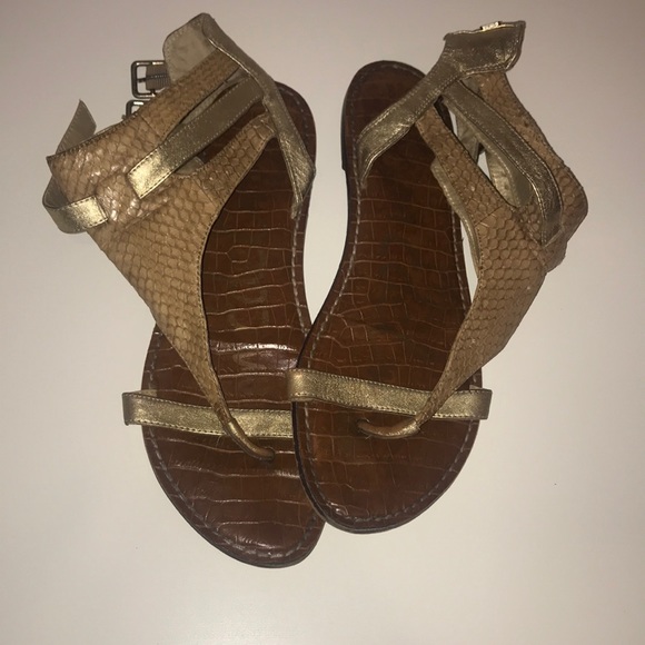 Sandals - Picture 1 of 1
