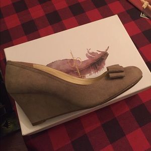 Jessica Simpson Wedges *never worn*