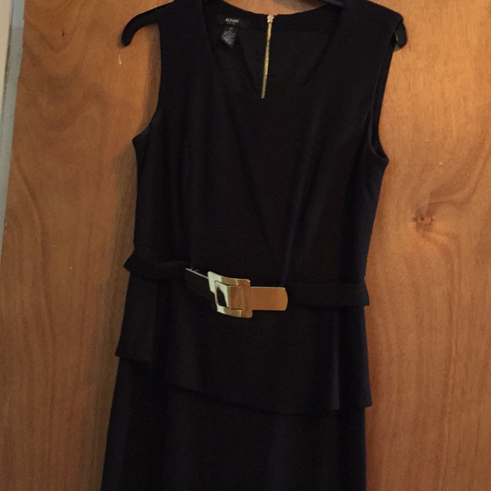 Sleeveless black dress