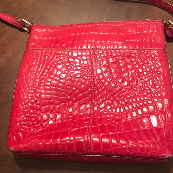 Antonio Melani Red Faux Crocodile Cross Body Bag. - Picture 4 of 5
