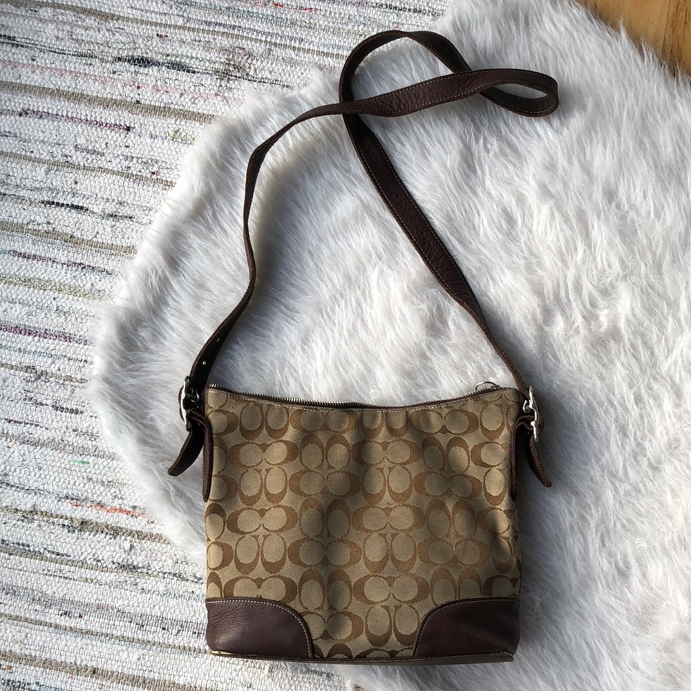 Classic Coach crossbody bag