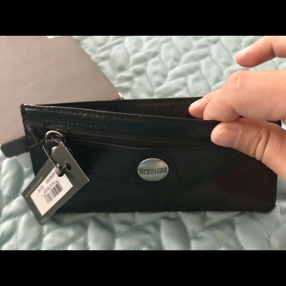 New, Kenneth Cole Reaction~ N/S Credit Card Panel