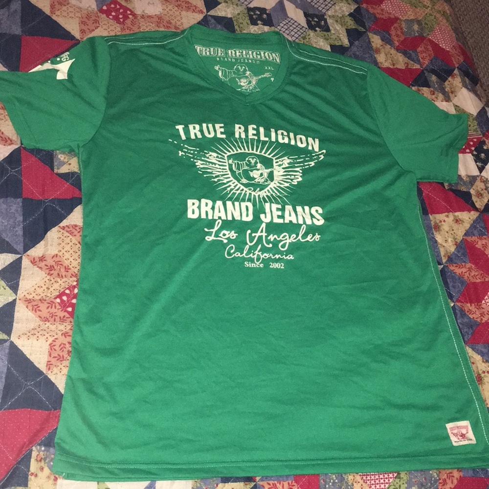 Men’s true religion tee shirt