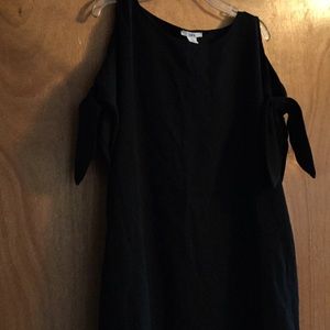 Loose fitting black dress