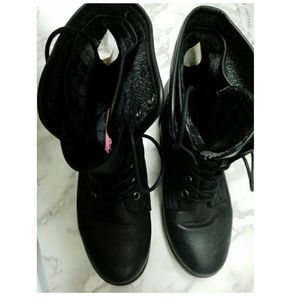 Rock n Candy Combat Boot style