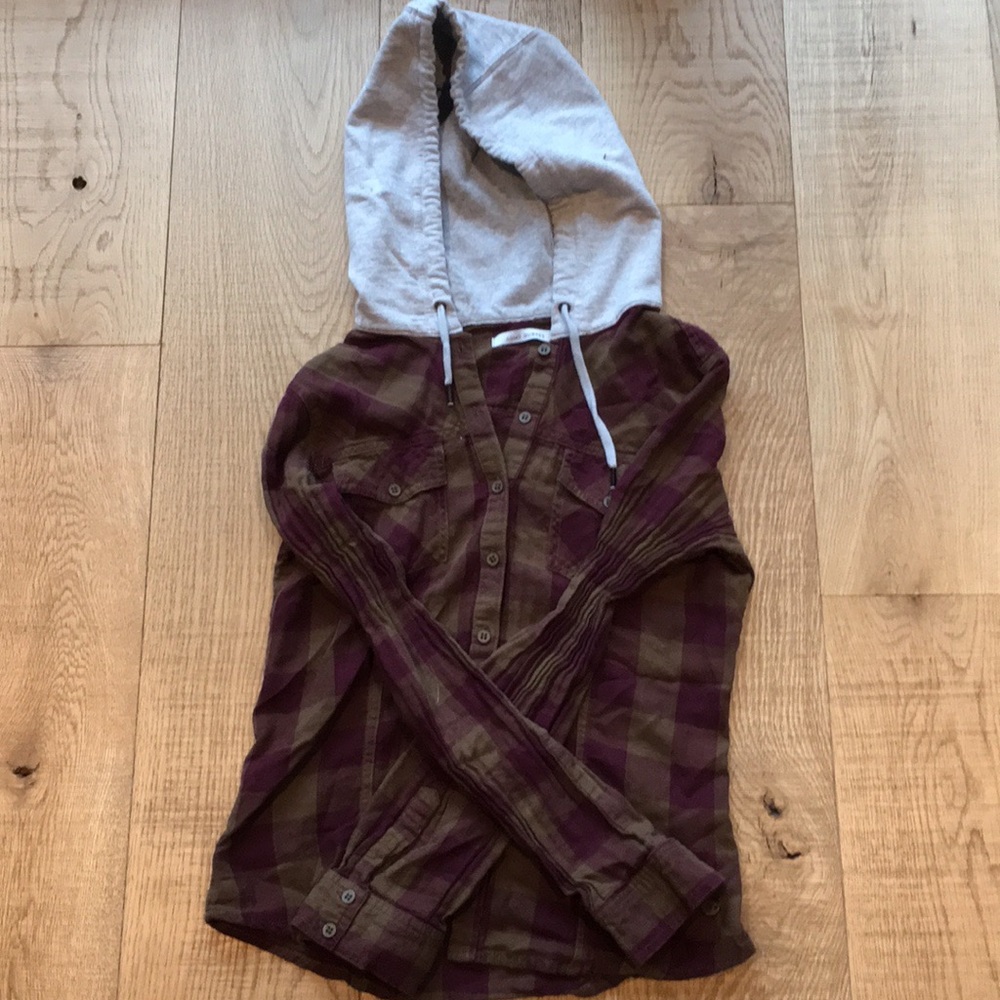 Fitted flannel with sweatshirt hood.