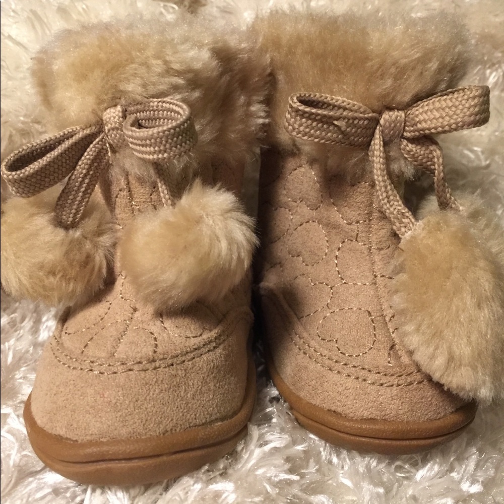 Toddler Faux Suede & Fur Tan Size 3