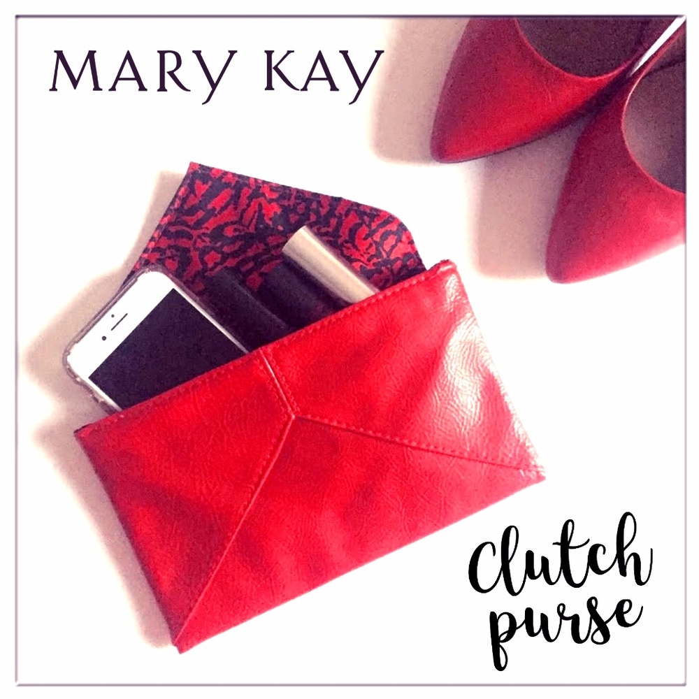 🔥  Mary Kay Clutch 🔥