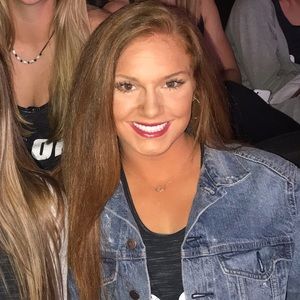 Meet your Posher, Shelby