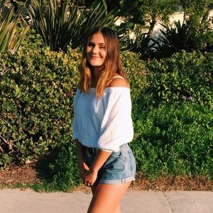 Meet your Posher, Lily