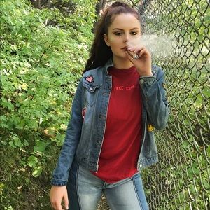 Meet your Posher, Victoria