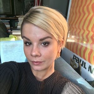 Meet your Posher, Brenna