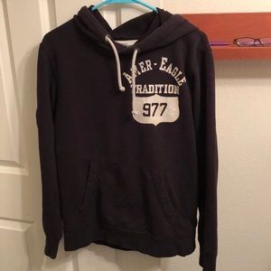 GENTLY used american eagle sweatshirt, size medium