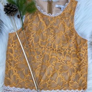 LOVERS AND FRIENDS ❤️ Lace top NWOT