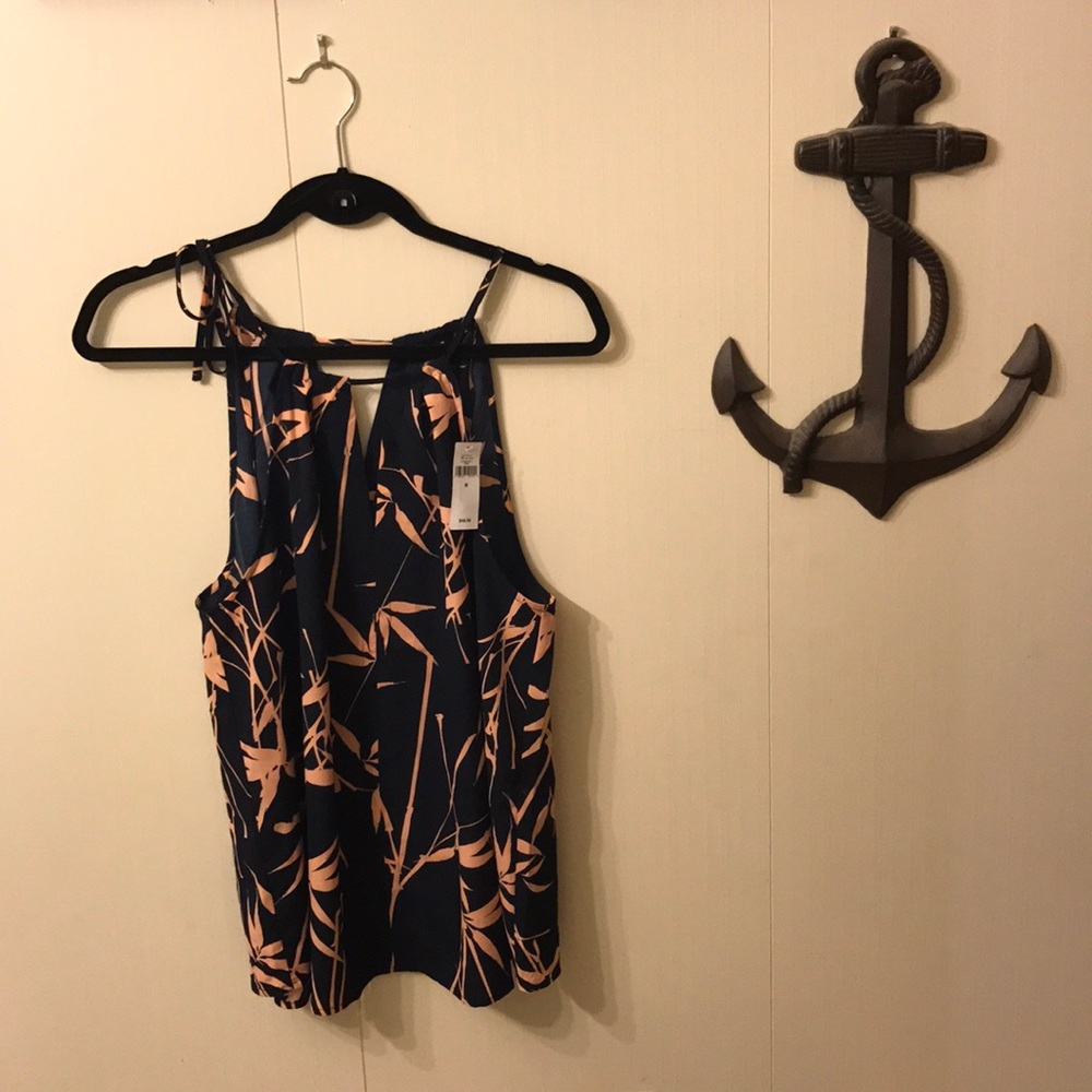 🔸Brand new Banana Republic tank.