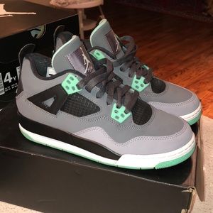 Air Jordan 4 retro
