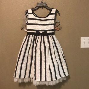 Girls dress