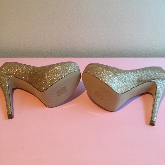 Aldo Capecoral Platform Pumps - Picture 5 of 7