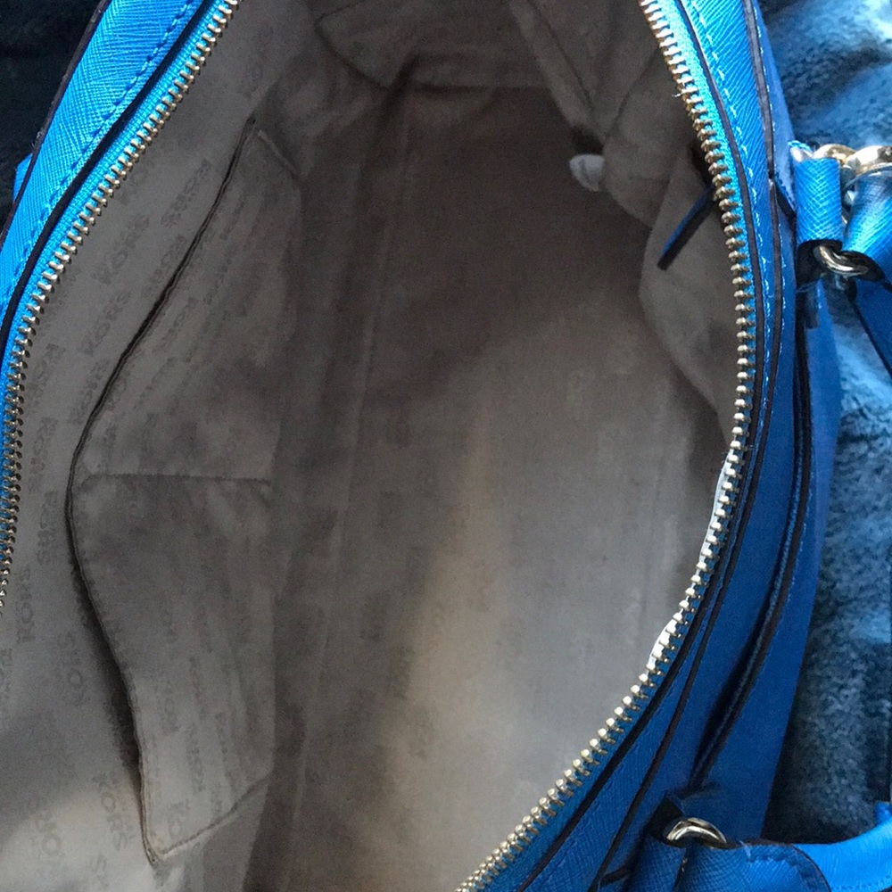 Michael Kors Handbag - Picture 3 of 3