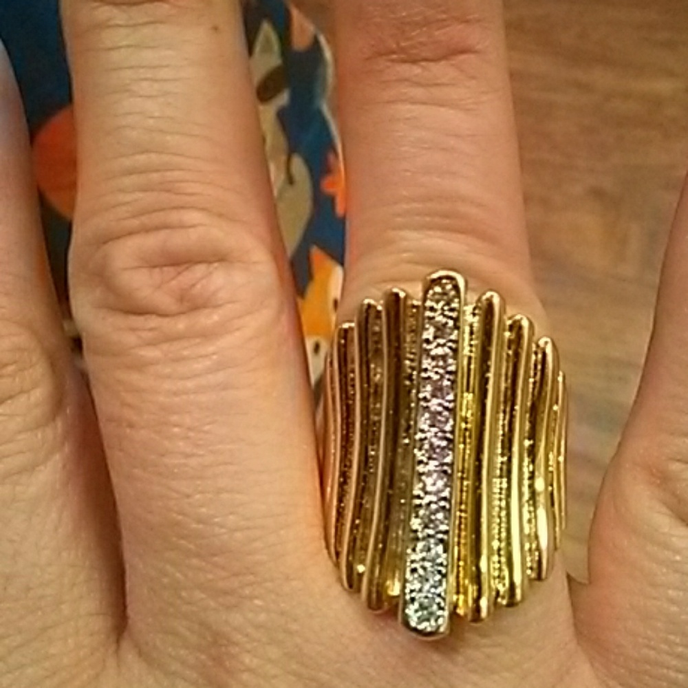 Ring-Priced to sale! Or, make me your best offer!