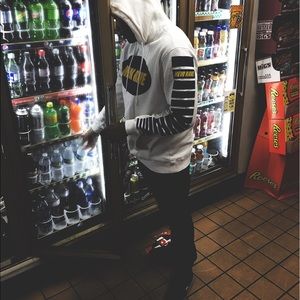 Meet your Posher, Carl