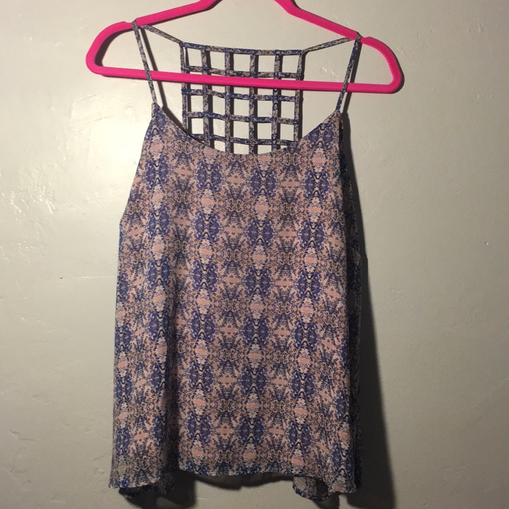 😊Price Drop😊Forever 21 Spaghetti Strap Blouse