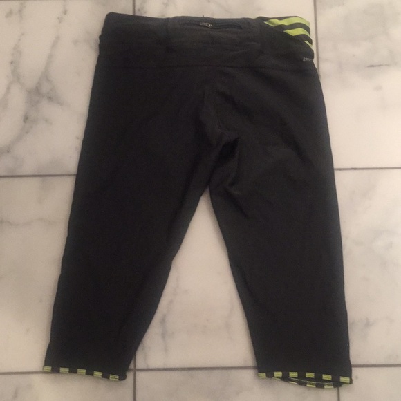 Nike Dri Fit Running 🏃🏻♀️ Leggings - Picture 4 of 5