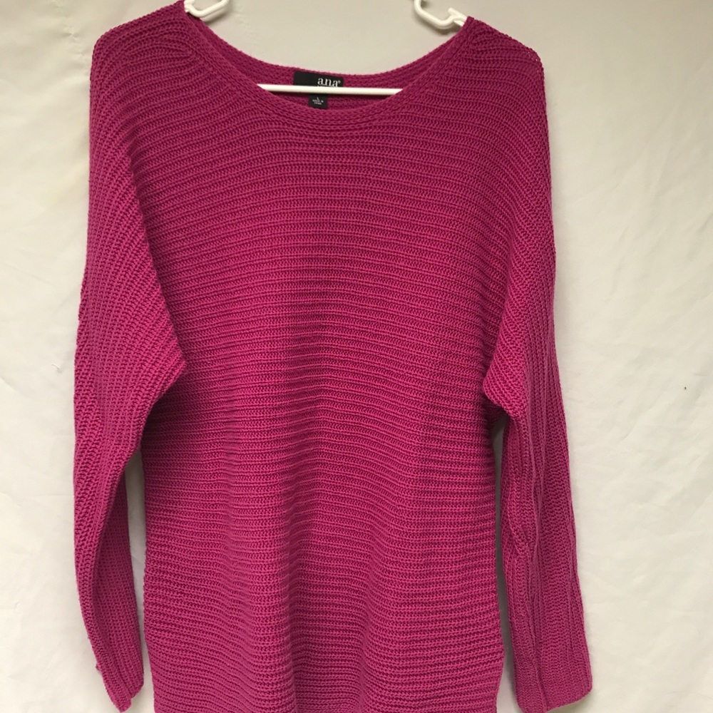 A.n.a sweater in pretty magenta, large.